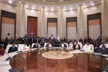 Economie: la crise financière inquiète l`Union monétaire ouest-africaine